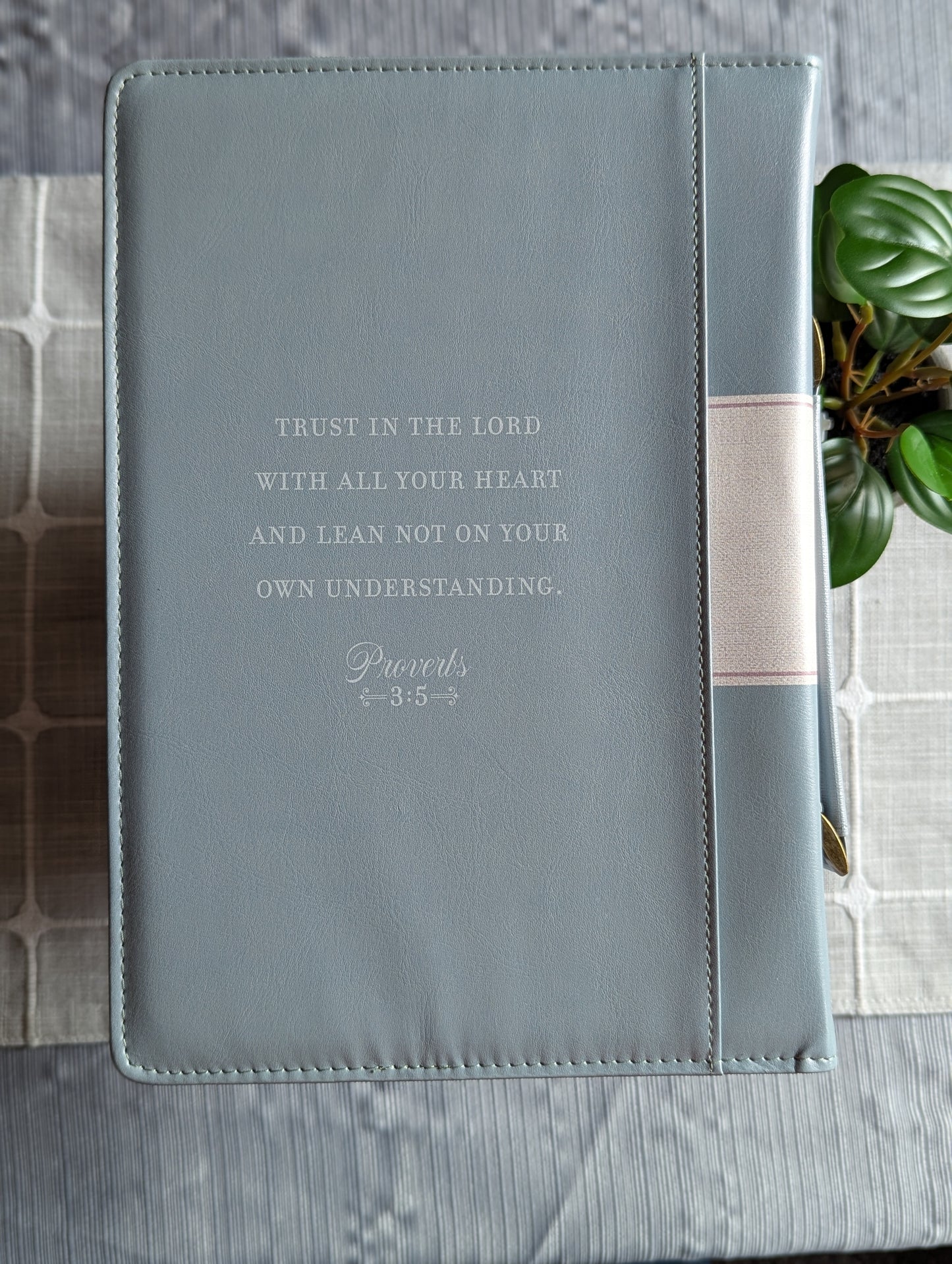 Proverbs 3:5 Trust in the Lord | Floral | Women's Bible Cover