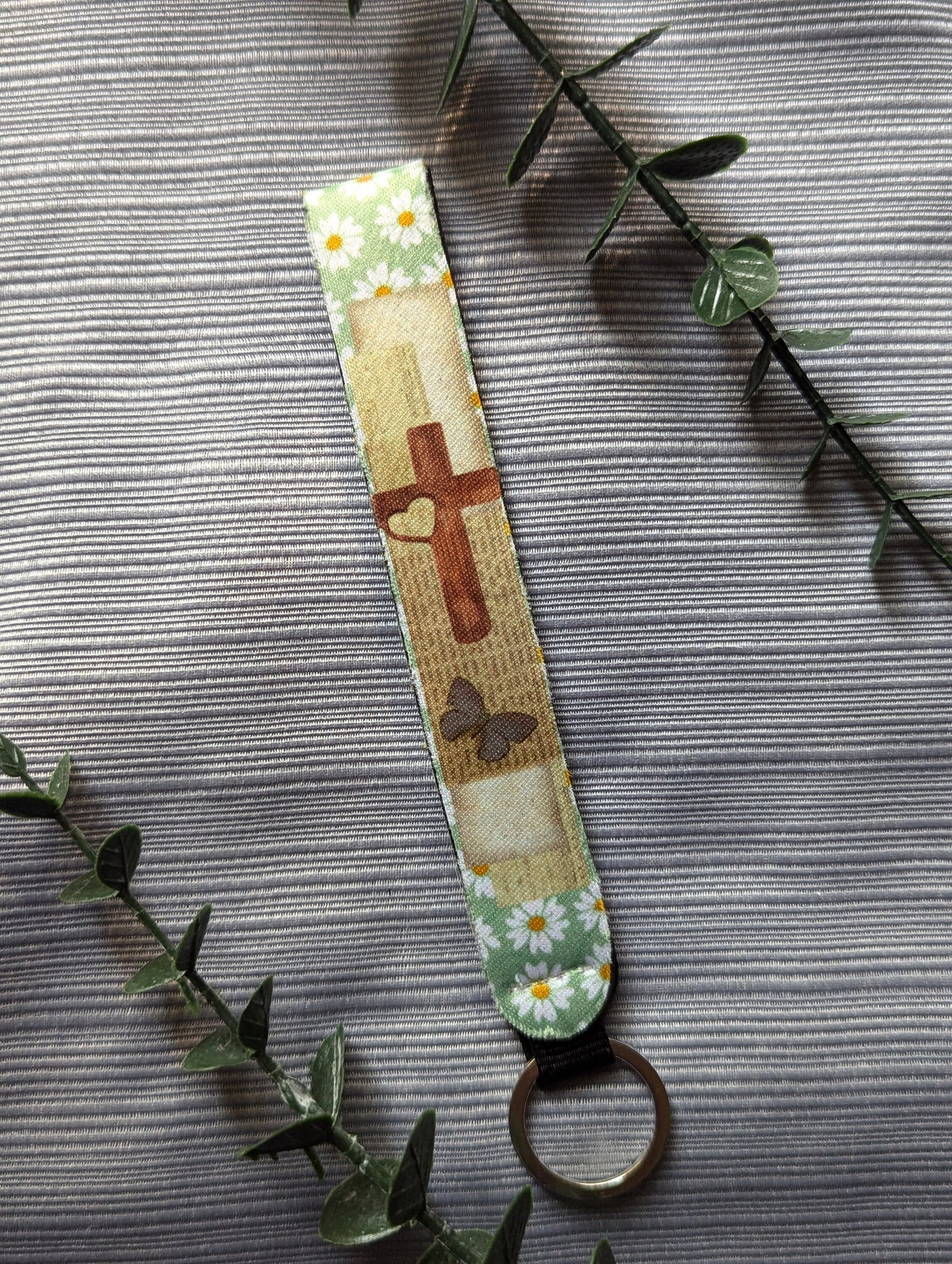 Philippians 4:13 Neoprene Keychain | “I Can Do All Things Through Christ” | Butterfly & Scrapbook Style | Wooden Cross Back | Christian Faith Gift