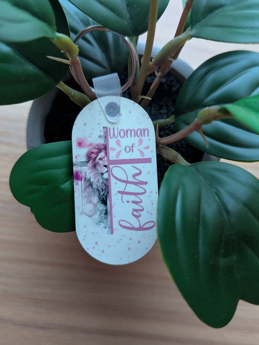 Woman of Faith | Christian Keyring | Gift for Her | Lion and Cross